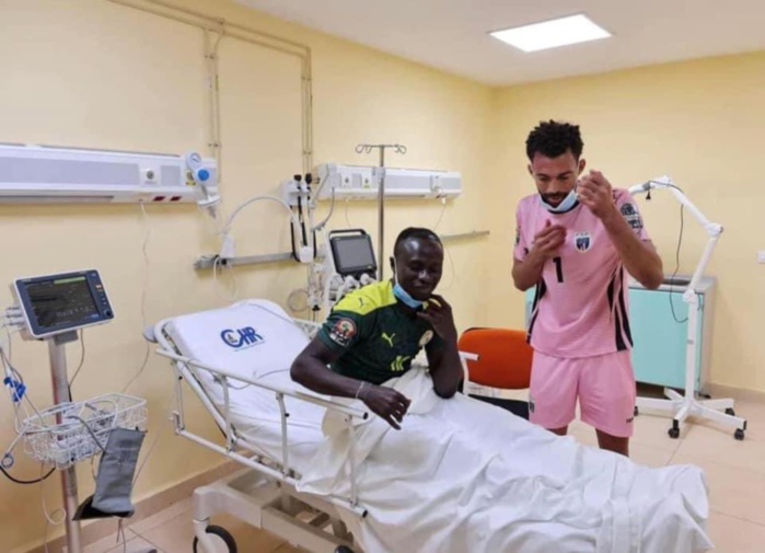 Photo/ Après leur choc: Sadio Mané et le gardien de but du Cap-Vert dans une même chambre d’hôpital