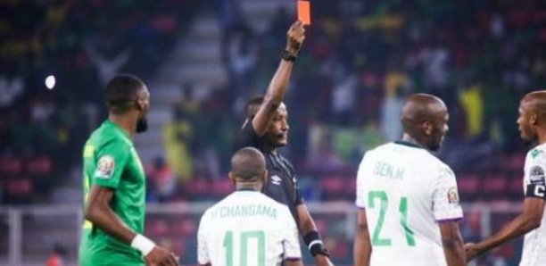 CAN 2021: Les comores lourdement sanctionnées par la CAF pour avoir fait jouer un défenseur dans les buts