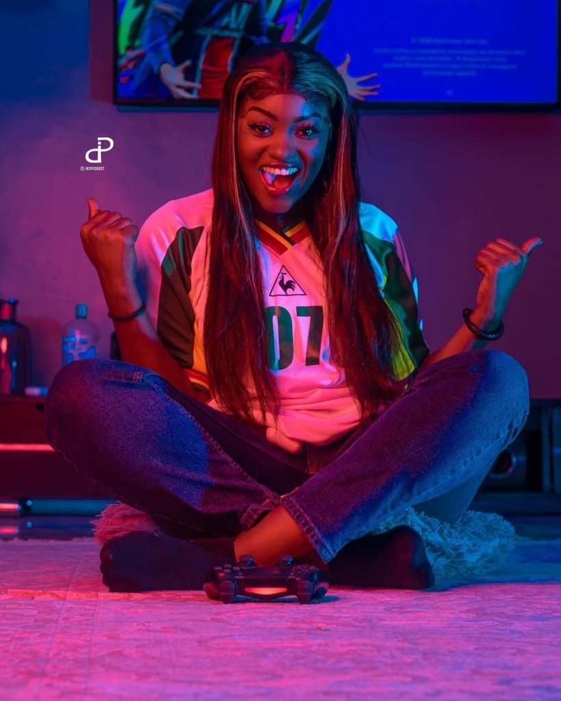 CAN 2021 – Fah Aidara et les plus belles filles de Dakar sortent