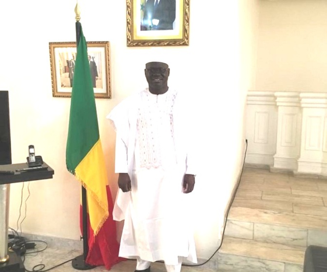 Can 2022 : le président Macky Sall félicite l’ambassadeur Khare Diouf pour son rôle crucial