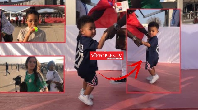 Le fils de Gana Gueye dance la chanson de waly Seck et Mbaye sy Ndiaye« MBA KHOL YANGI FEKH .. »