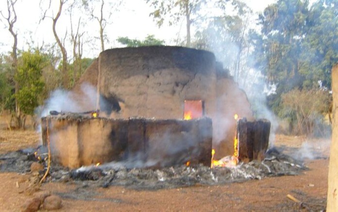 Sédhiou : deux enfants périssent dans un incendie a Simbandi Balante, ils jouaient avec du feu dans une pièce contenant de la paille