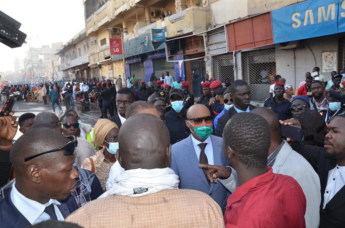 « Salle de vente » ravagé par un incendie : Solidaires, Barth Dias et Alioune Ndoye apportent leur soutien et promettent des changements
