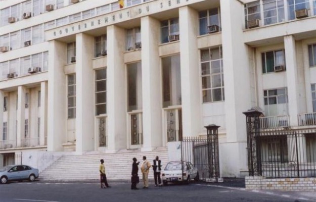 Téléphone coupé au Building et au Palais de justice: La République sourde et muette!