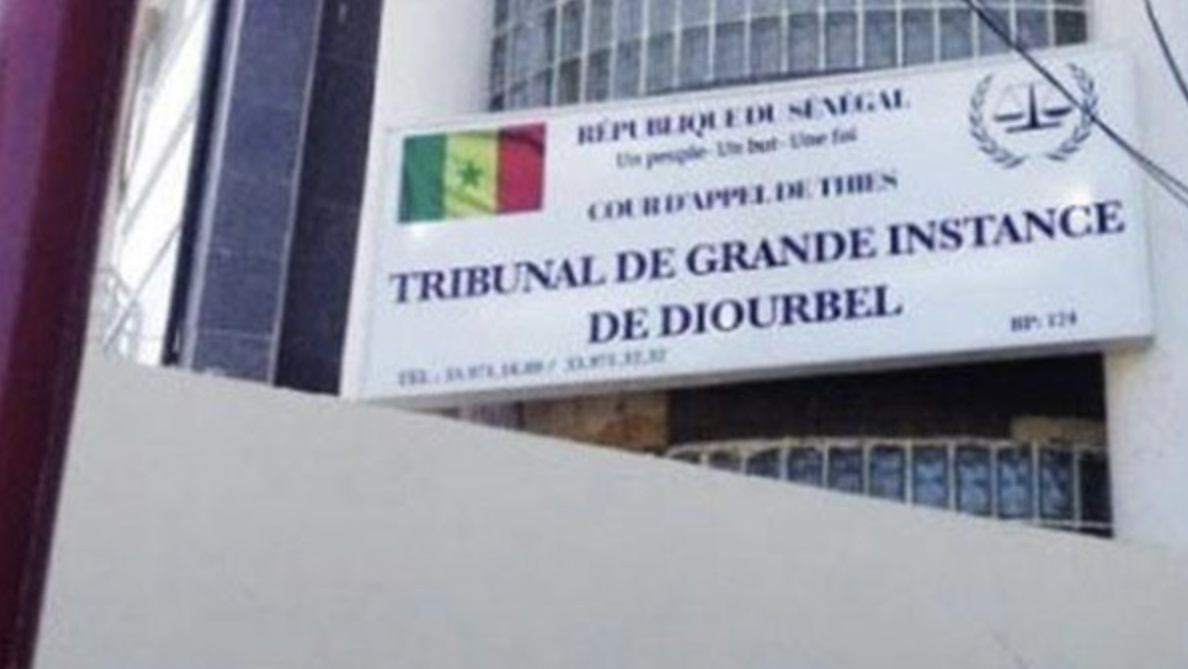 Escroquerie, faux et usage de faux et usurpation de fonction : le faux chef de village de Darou Sow encourt deux ans de prison ferme