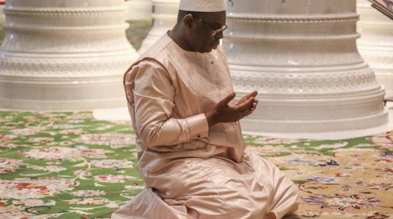3e mandat De Macky: La Position intrigante des dignitaires  »lébous »