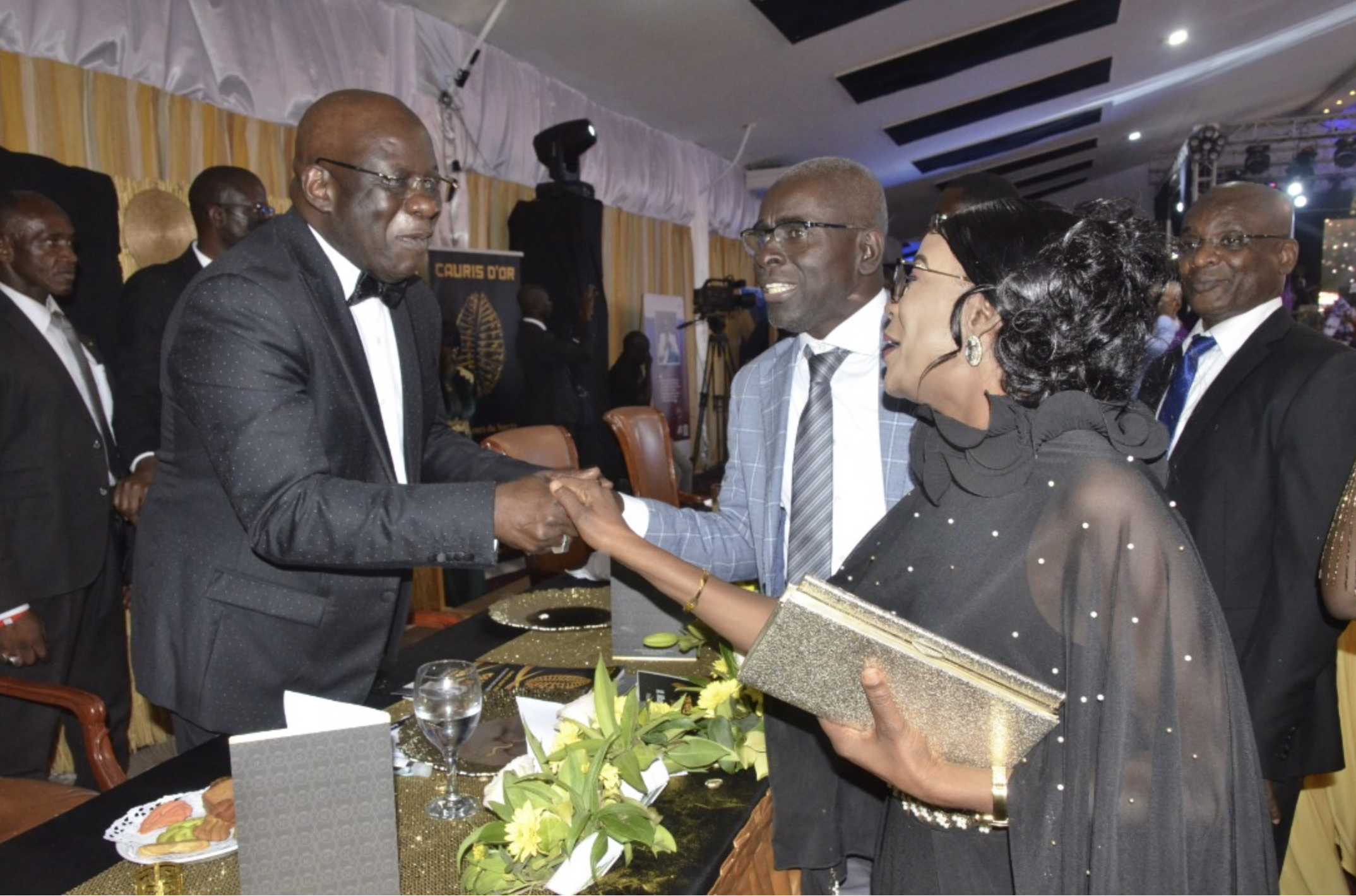 Les images de la prestigieuse soirée de gala les CAURIS D OR édition 2022 avec le président MBAGNICK DIOP du MEDS