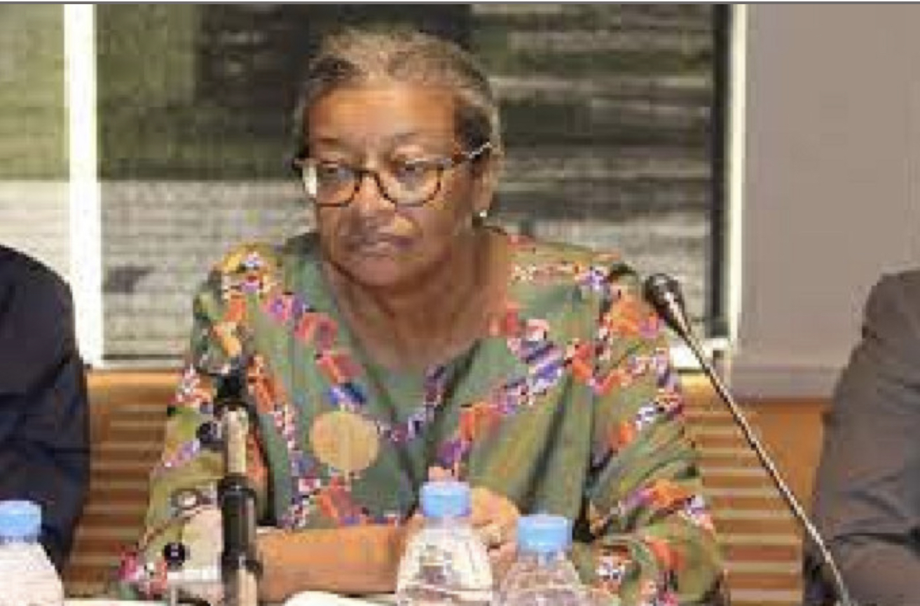 Décès de Eugénie Rokhaya Aw Ndiaye : La presse sénégalaise perd une de ses premières femmes journalistes, spécialiste de la communication
