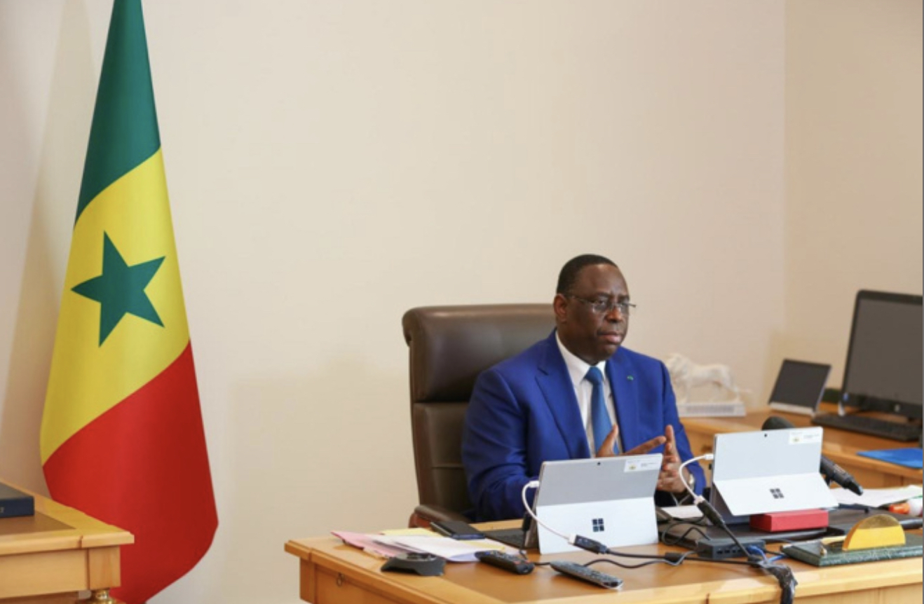 Stress, coulisses, limogeages...: Même le regard et les poignées de main du président sont interprétés, selon Serigne Mbacké Ndiaye