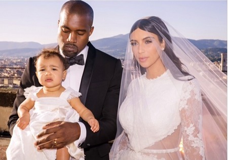 Zoom Photo: Le couple KAnye West-Kim Kardashian avec leur fille