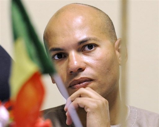 Karim Wade saisit la BCEAO, LE FMI et L’ONU pour rapatrier « ses » 47 milliards de Singapour