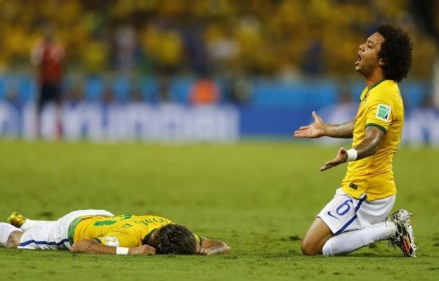 Premiére demi- finale du mondial 2014: Le Brésil sous l'humiliation allmende match en cour à la 20éme minutes,5 buts à 0.