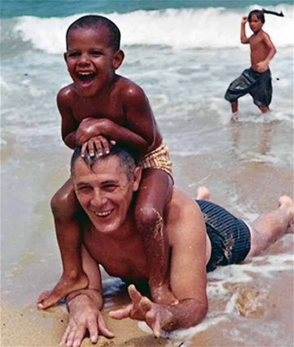 Photo: Obama et son grand père en 1965. Regardez