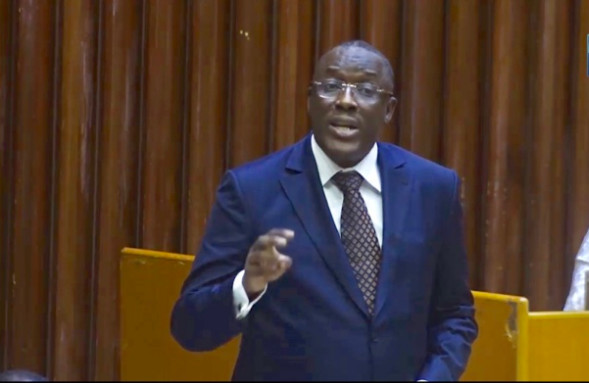 Cheikh Oumar Anne: « Des efforts énormes sont faits pour des cantines scolaires»