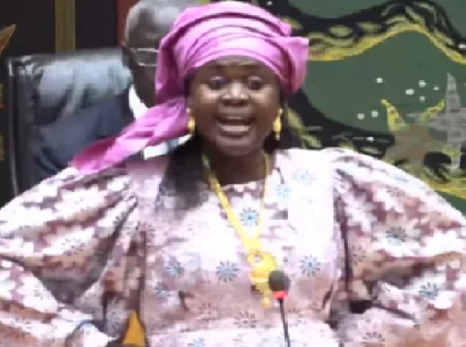 La députée Amy Ndiaye toujours hospitalisée : son échographie révèle des risques de perte de grossesse