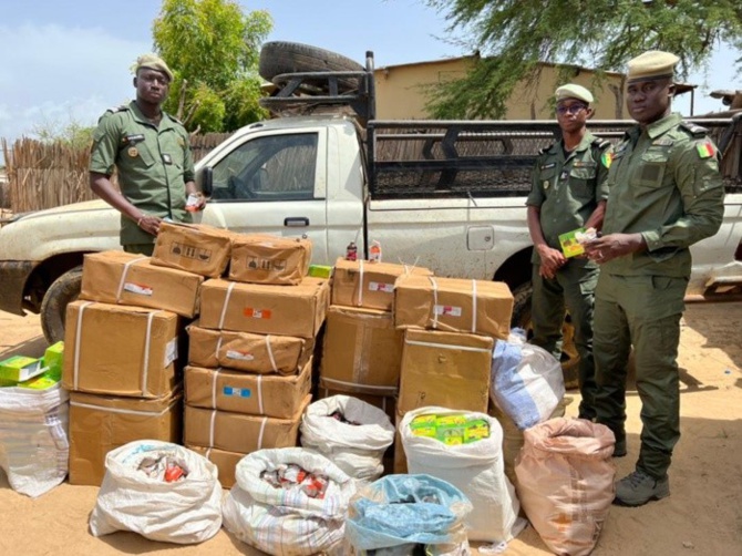 Faux médicaments et billets noirs: Une valeur de 1/2 milliard FCfa saisie Faux médicaments et billets noirs: Une valeur de 1/2 milliard FCfa saisie