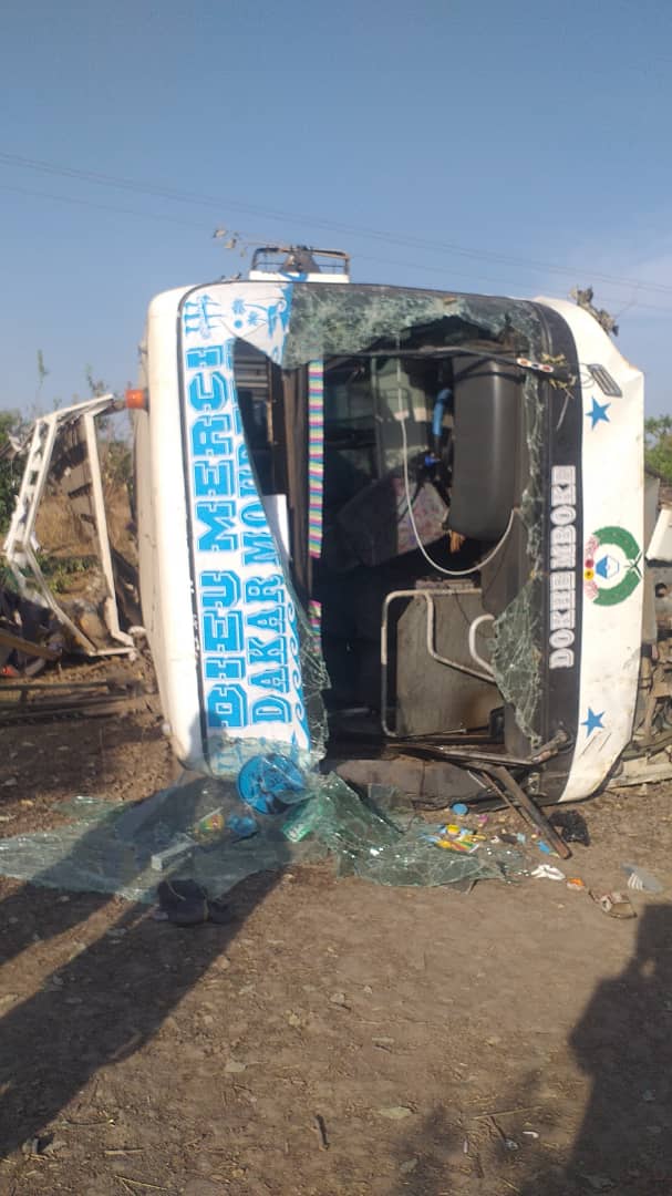 Tambacounda: Un bus de transport s'est renversé sur la route nationale, 27 blessés enregistrés, dont 9 graves