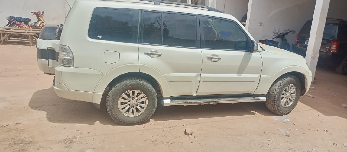 Des armes retrouvées dans l'une de véhicule du caravane de liberté de Sonko dans une station d'essence.