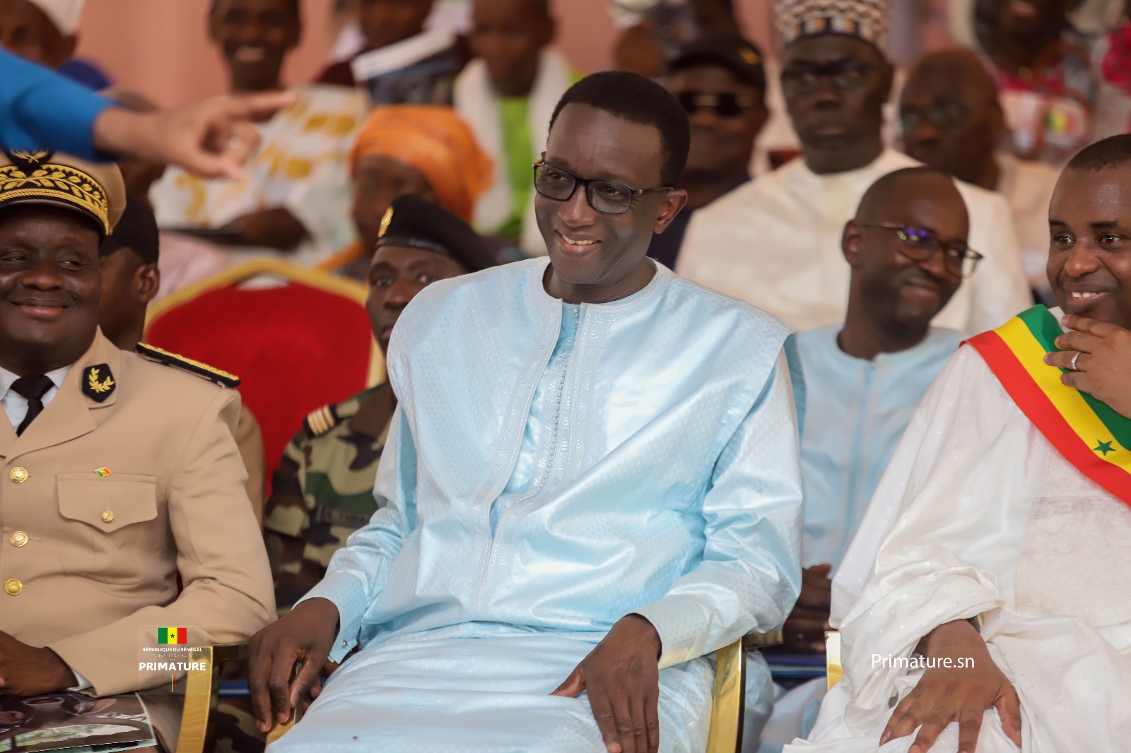 Le Premier Ministre, Ministre de l’Elevage et des Productions animales Amadou BA a présidé  la cérémonie officielle de réception de 312géniteurs « Guzera » à l’ENSA de Thiès
