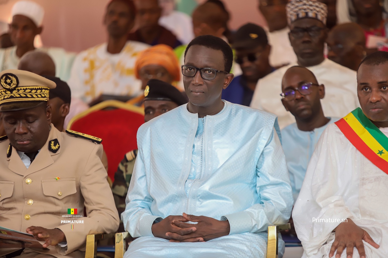 Le Premier Ministre, Ministre de l’Elevage et des Productions animales Amadou BA a présidé  la cérémonie officielle de réception de 312géniteurs « Guzera » à l’ENSA de Thiès