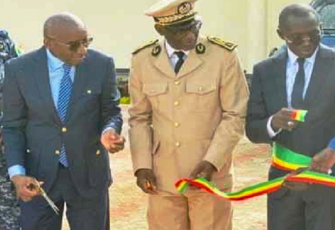 Renforcement de la sécurité dans la petite côte : Sidiki Kaba inaugure trois brigades de proximité