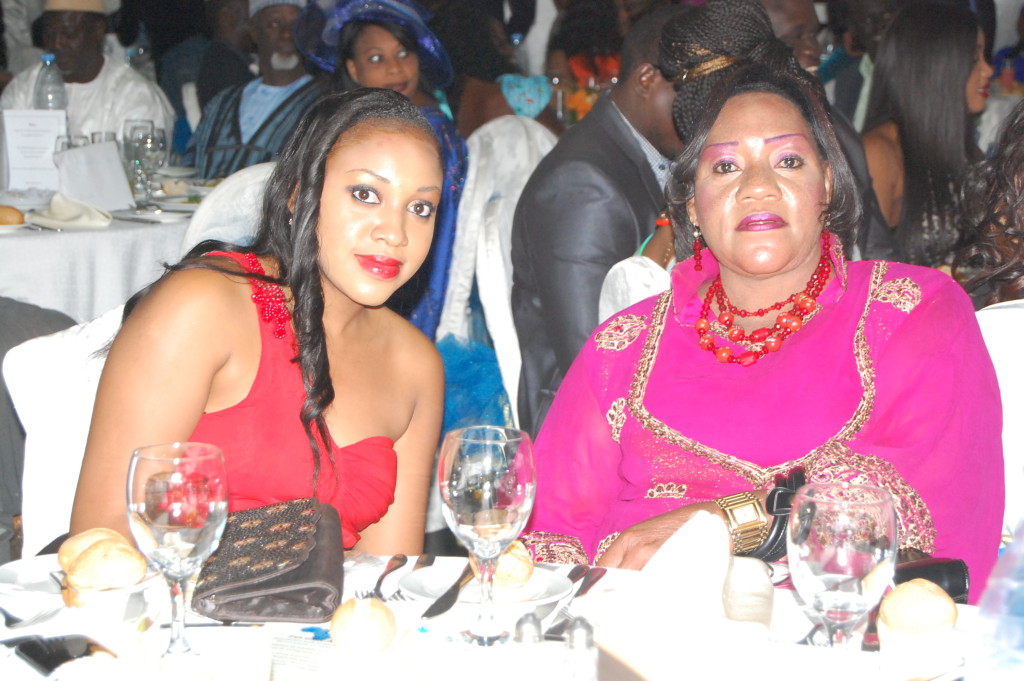Gala du Fogeca : Elles ont répondu présentes à Amadou Diallo. Regardez