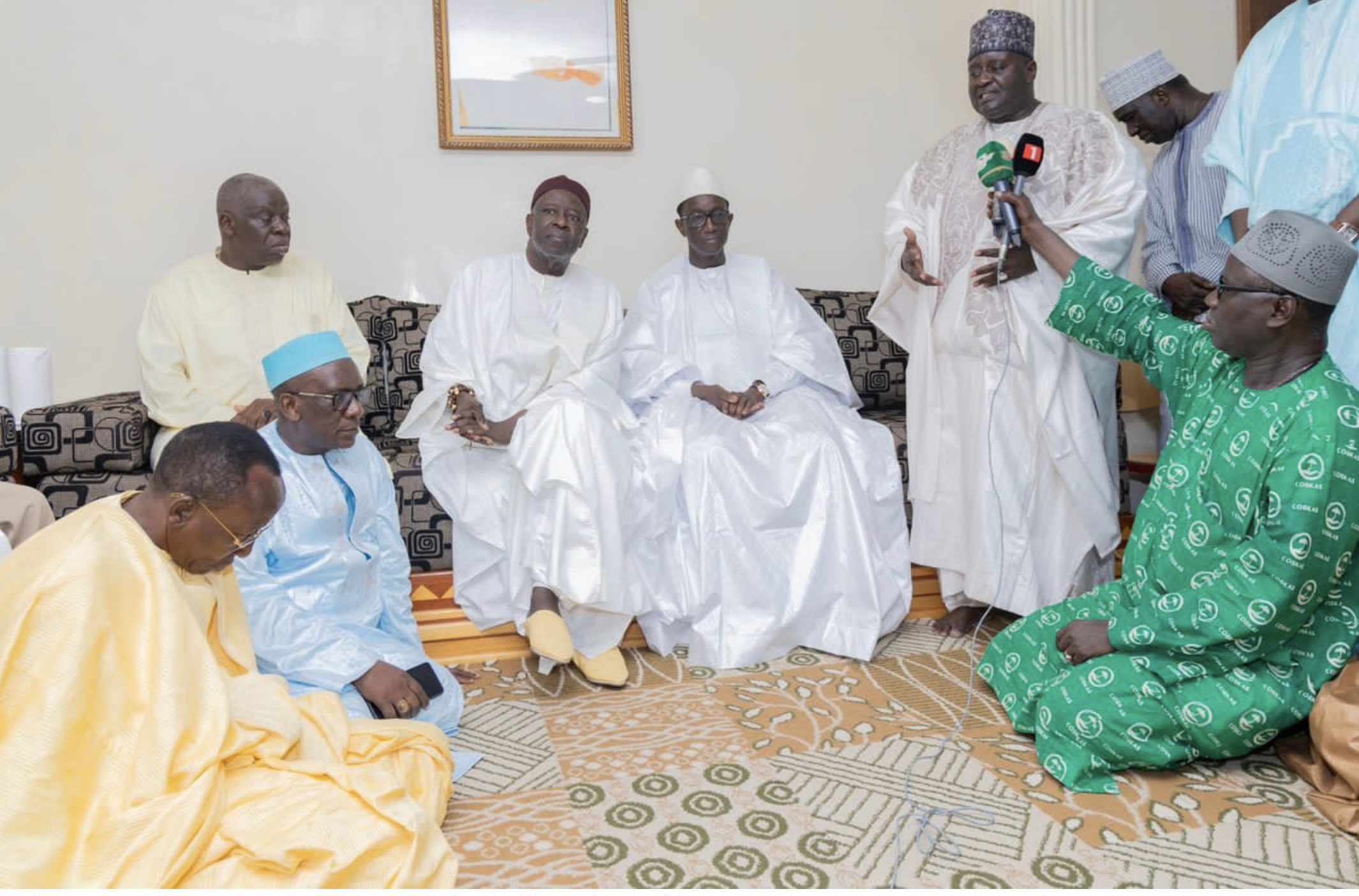 MAOLOUD 2023- Le premier Ministre Amadou Ba en visite à Tivaoune chez El Hadj Maodo Malick Sy pour les chantiers de l’hopital