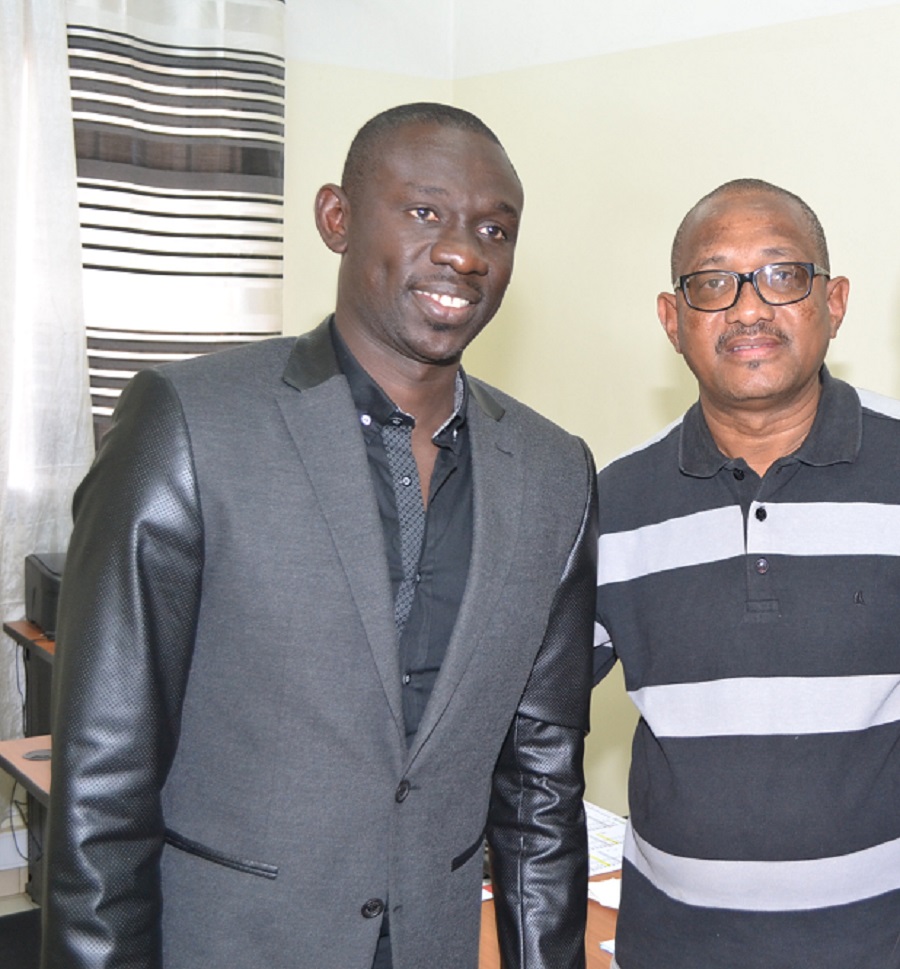 Pape Diouf dans les studios de Top Horizon avec Sister Maria. Photos