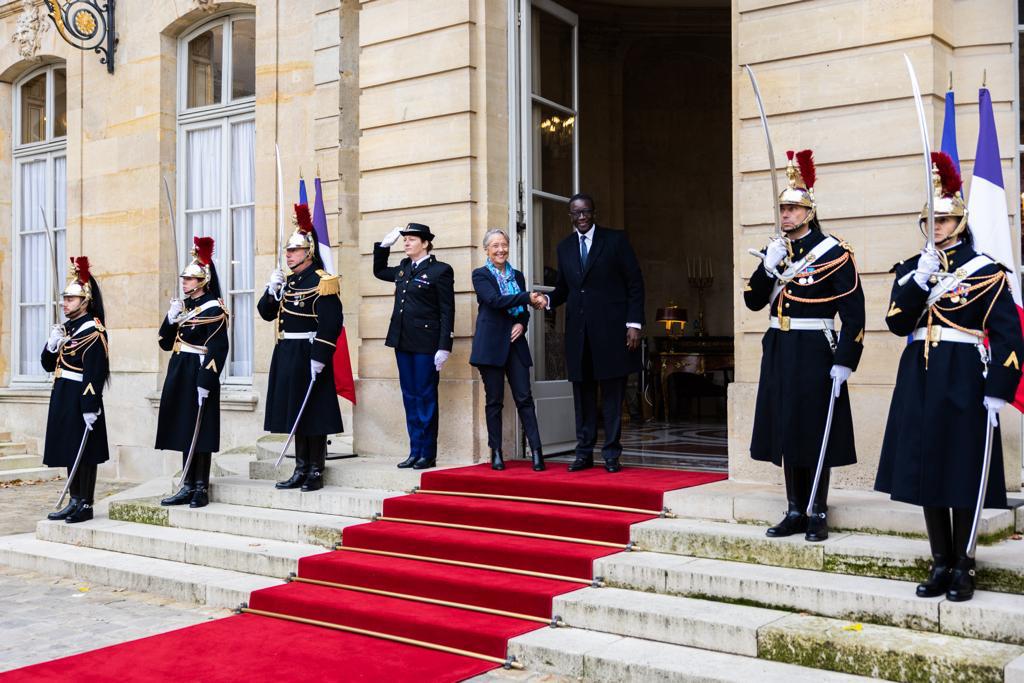 Rencontre entre Amadou BA et Élisabeth BORNE: la coopération entre le Sénégal et la France au menu de leurs échanges
