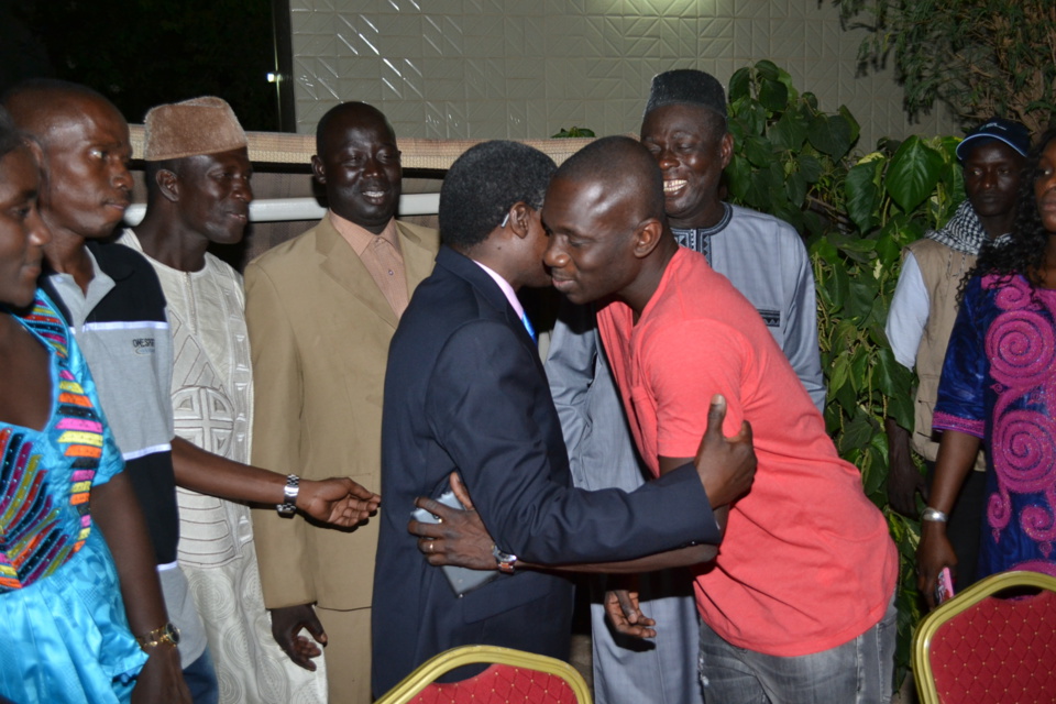1er Mai Tamba féte le travail avec Pape Diouf qui inonde le camp Mamadou Lamine Dramé. Regardez