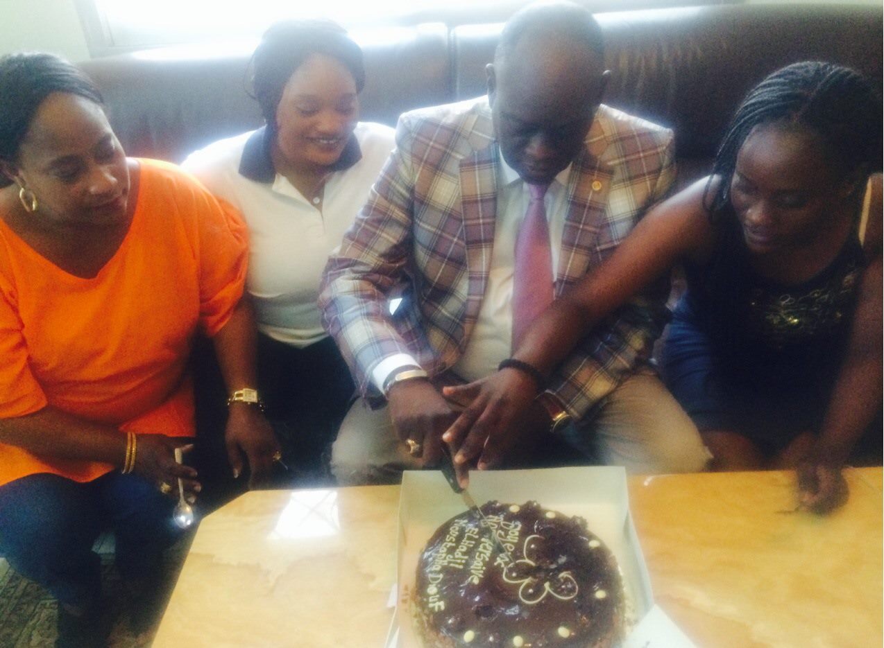 PHOTOS – Me Elhadj Diouf a célébré royalement son anniversaire