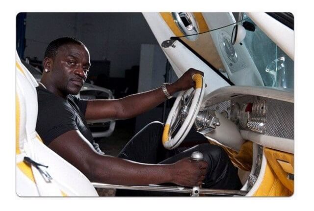 Quelles voitures conduisent les Stars du Sénégal?