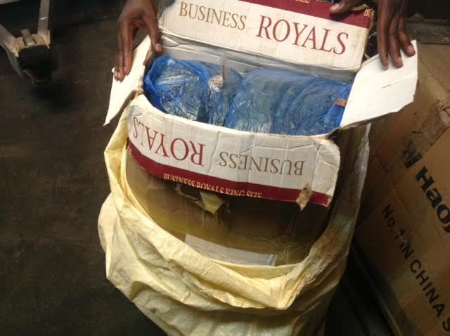 La Douane saisit de la drogue : Khat et cannabis, les brigades de l’aéroport Léopold Sédar SENGHOR de Dakar et de Kaffrine en exergue