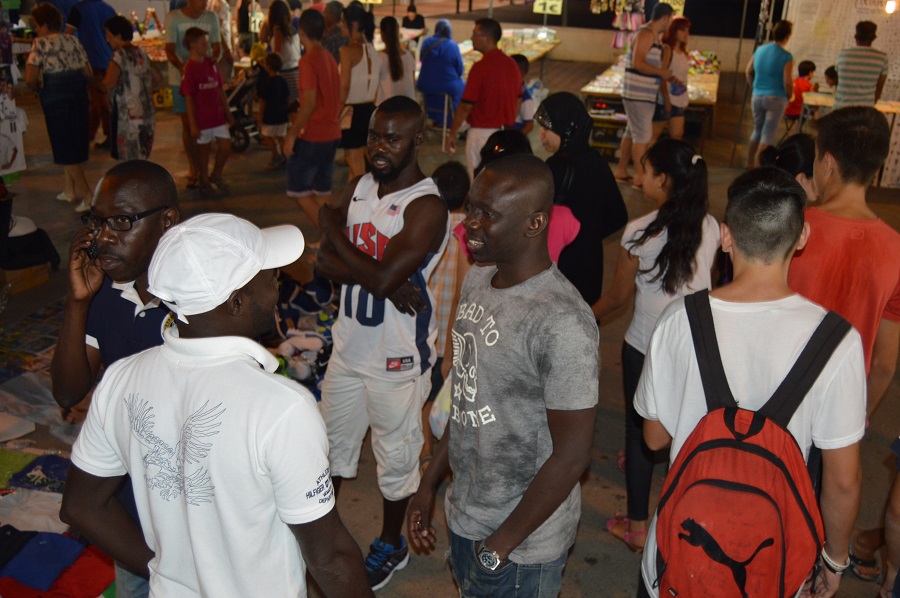 Reportage photos: Pape Diouf à la rencontre  des "Modous - Modous" de Alcacaress, Traviajores et de Mourcia en Espagne.