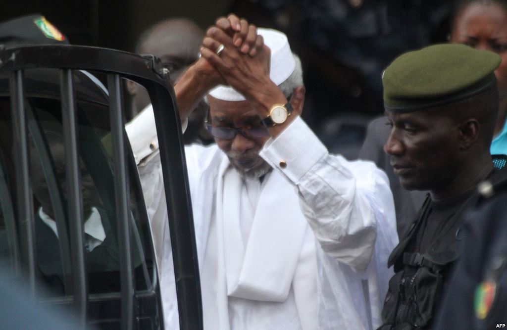 Les avocats du Président Habré, par le présent communiqué, entendent dénoncer la multiplication des violations du droit et de la procédure mis en œuvre depuis la réouverture du procès le 7 septembre dernier.