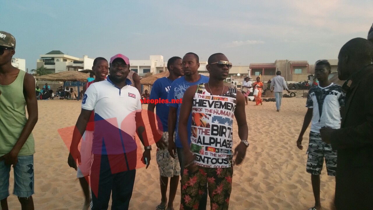 Pape Diouf en mode été à la plage de BECEAO. PHOTOS.