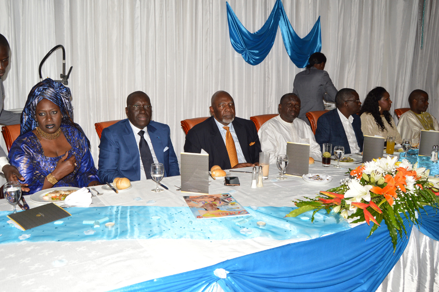 King Fhad Place: Diner de gala de l'association des maitres tailleurs du Sénégal (ADMAST)avec Pape Diouf et la génération consciente.