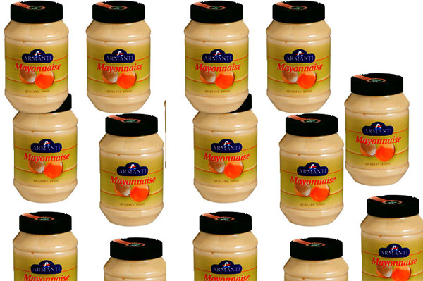 Plus de deux tonnes de mayonnaise périmée saisies chez un commerçant, à Kaolack
