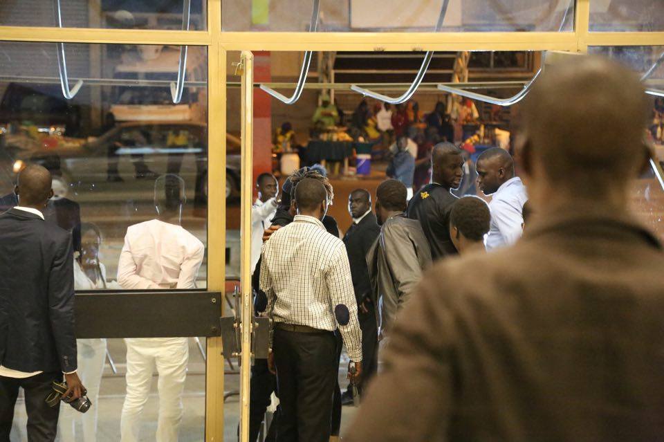 Akhlou Brick : enflamme Sorano,