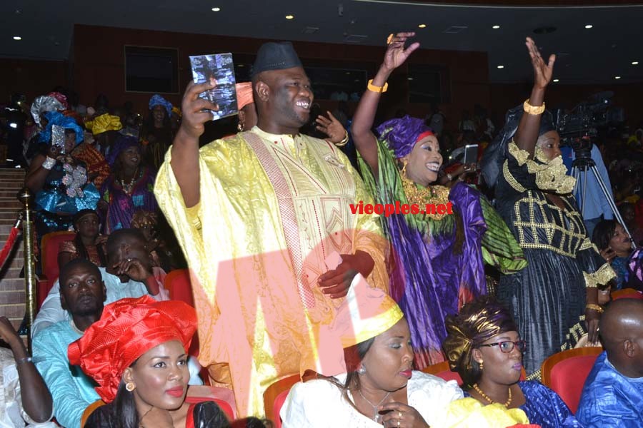 Cérémonie de clôture de la série "Un café Avec", Cheikh Yerim réussit encore le pari de la mobilisation. Regardez