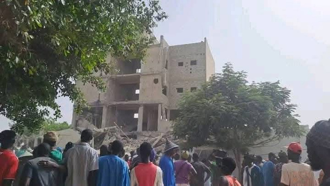 TOUBA – EFFONDREMENT D’UN IMMEUBLE : LES PREMIERS ÉLÉMENTS DE L’ENQUÊTE POINTENT DE GRAVES NÉGLIGENCES