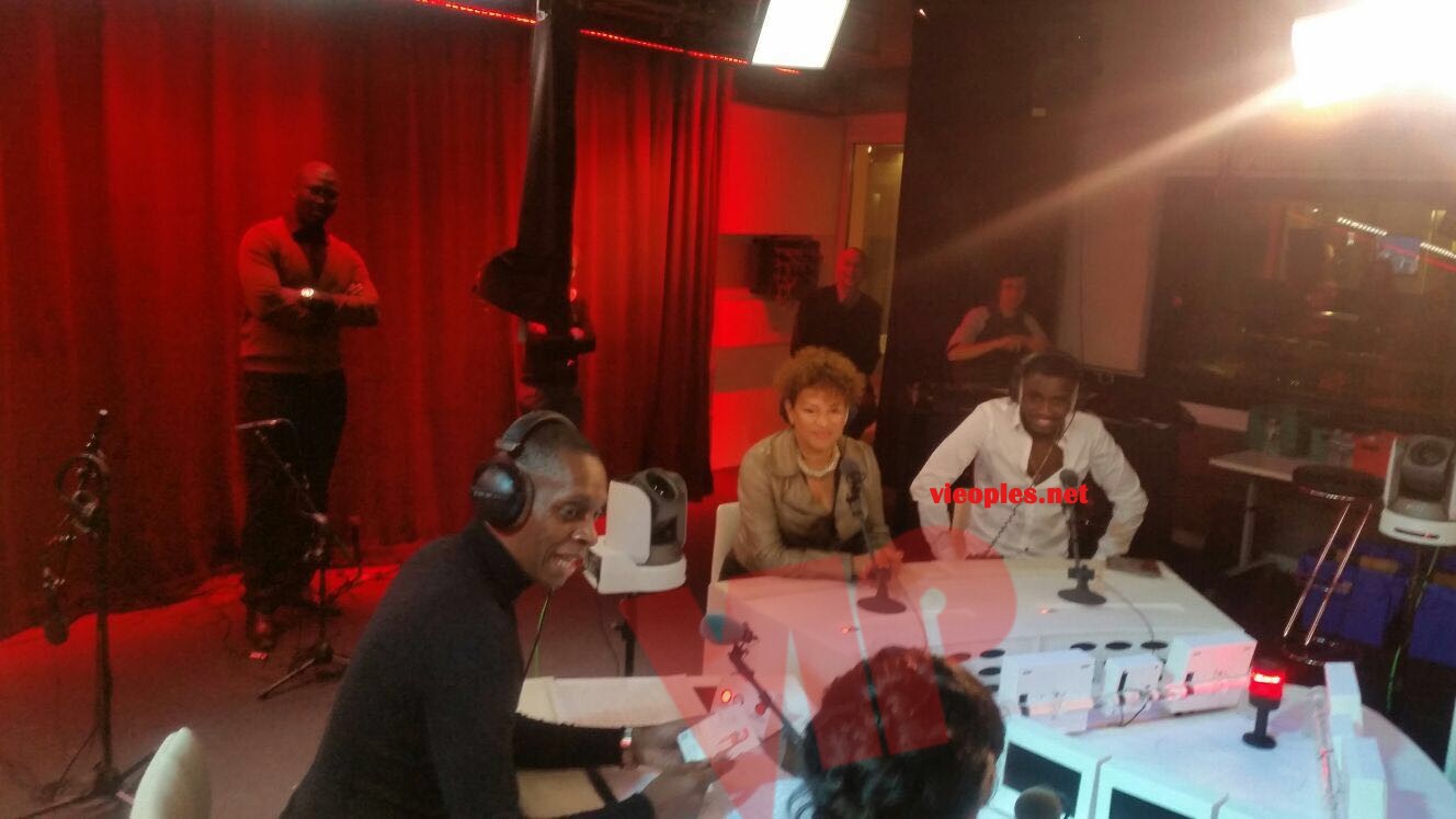 SUR LA ROUTE DE BERCY: Sen Art Vision et Vouzénou avec Waly à Paris.