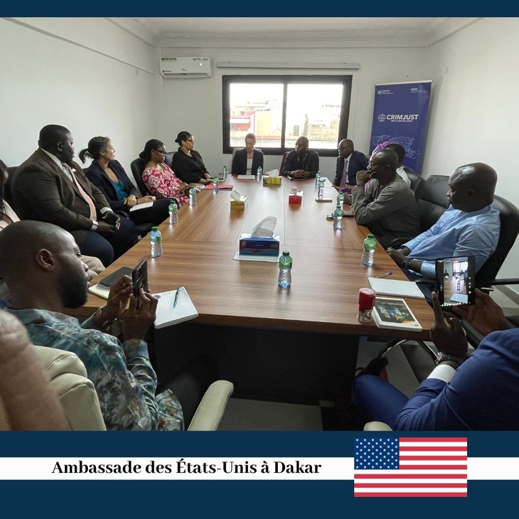 Lutte contre la criminalité financière : L’Ambassade des USA offre plus de 30 ordinateurs portables au Pôle Judiciaire Financier du Sénégal