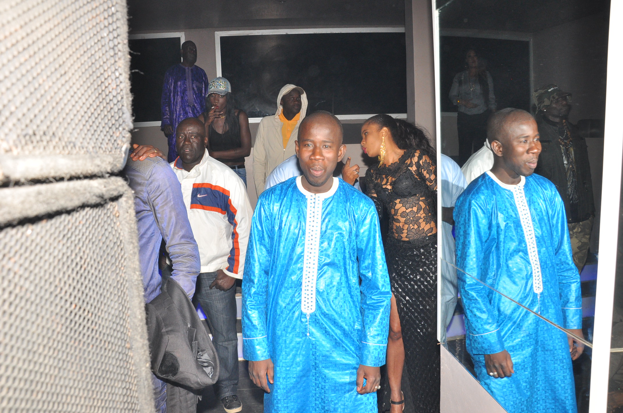 Après le grand succès de la nuit des "laobés" au grand théâtre, le Pape de la musique Sénégalaise explose le Bloowy.Regardez