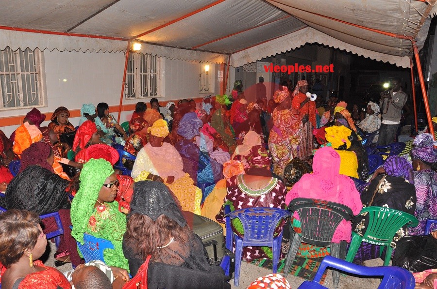 Revivez les images du baptême de Seynabou Ndiaye la présentatrice vedette de Petit Déj sur Walf Tv.