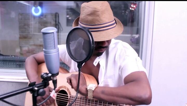 Les premières images du nouveau clip de Baba Hamdy