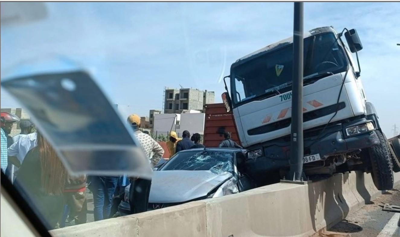 Drame sur l’autoroute à péage : comment un camion fou a provoqué un accident fatal faisant cinq victimes