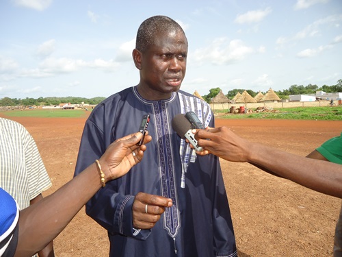 Seydi Gassama taille Ouza Diallo : "Il peut continuer à raconter des absurdités, cela n'arrêtera pas la marche du peuple gambien vers la liberté"
