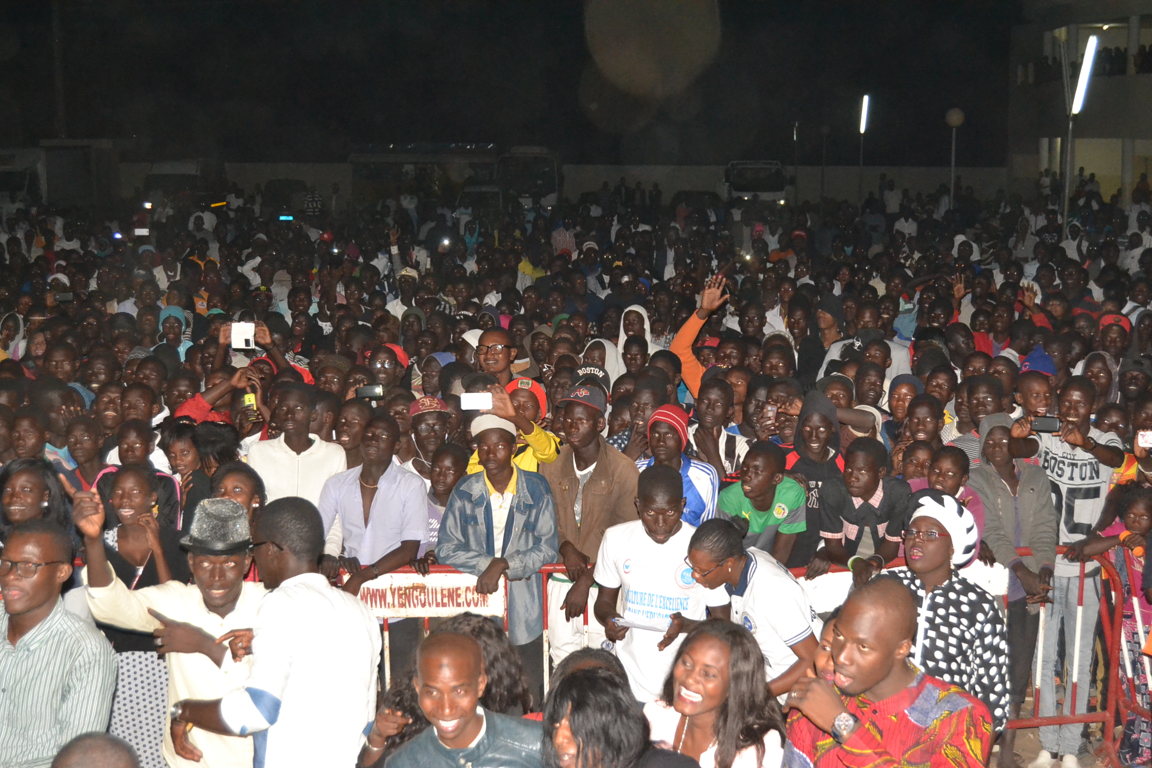En direct de Bambeye: Concert de la jeunesse consciente Pape Diouf maître à l'université Alioune Diop