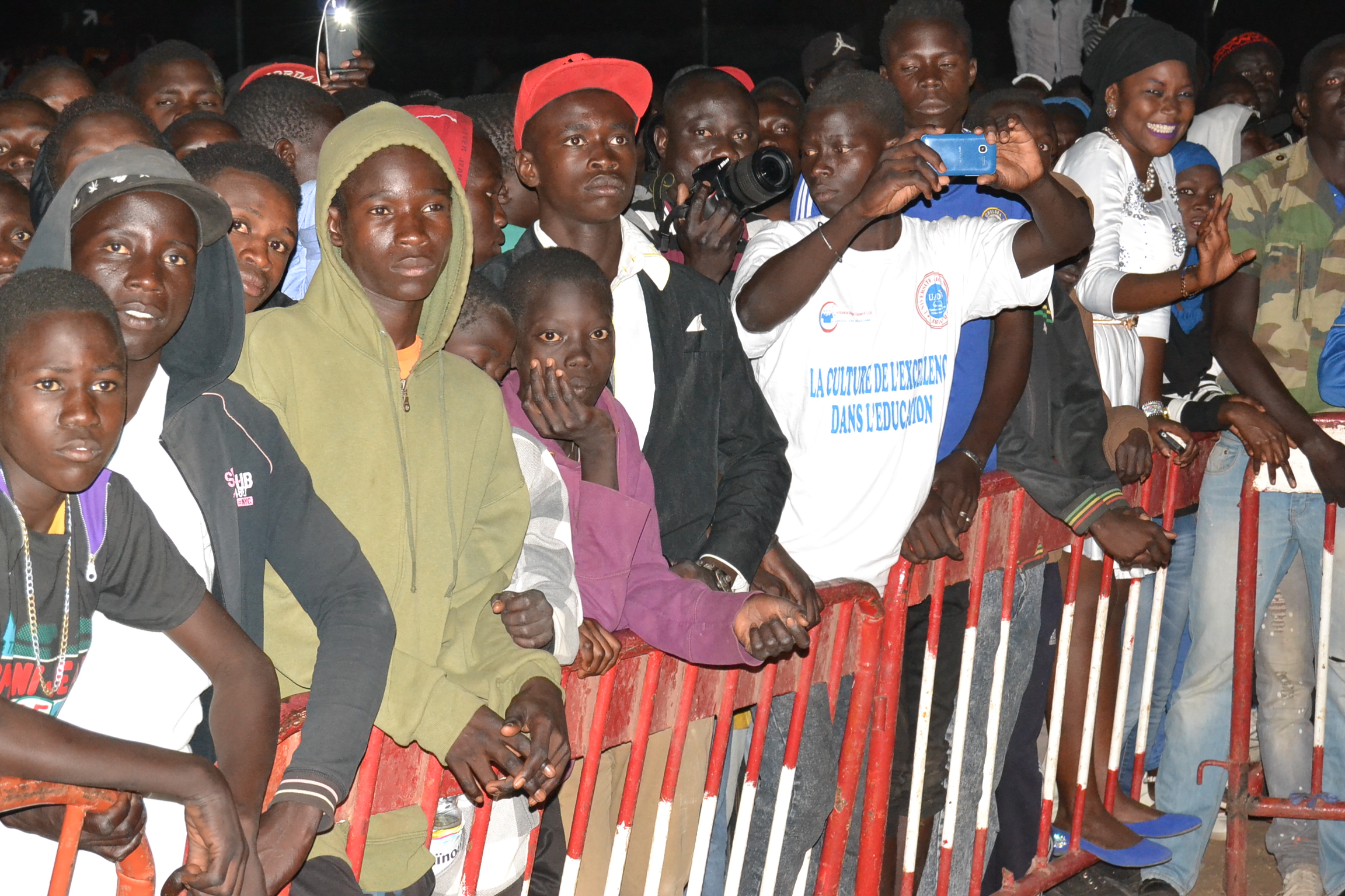 En direct de Bambeye: Concert de la jeunesse consciente Pape Diouf maître à l'université Alioune Diop